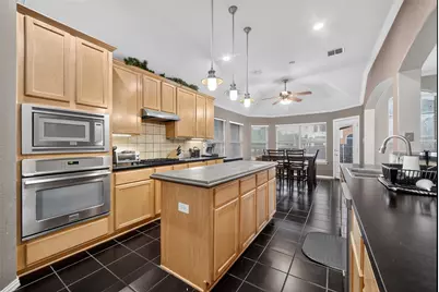701 Boone Trail, Mansfield, TX 76063 - Photo 7