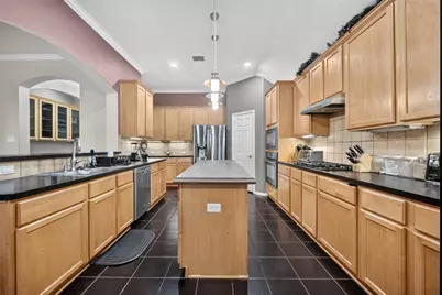701 Boone Trail, Mansfield, TX 76063 - Photo 9