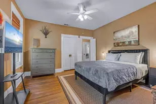 4303 Vandelia St, Dallas, TX 75219 - Photo 11