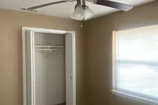 1606 Virginia St, Grand Prairie, TX 75051 - Photo 9