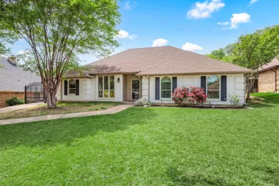 7509 Kingswood Court, North Richland Hills, TX 76182 - Photo 3