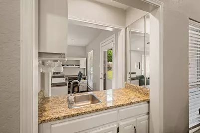 7509 Kingswood Court, North Richland Hills, TX 76182 - Photo 11