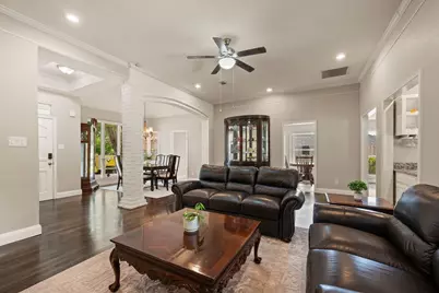 7509 Kingswood Court, North Richland Hills, TX 76182 - Photo 9