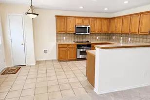 5444 Presidio Dr, Grand Prairie, TX 75052 - Photo 7