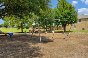 5444 Presidio Dr, Grand Prairie, TX 75052 - Photo 25