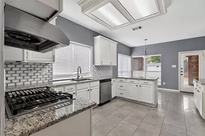 3909 Tuscany Court, Arlington, TX 76016 - Photo 11