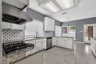 3909 Tuscany Ct, Arlington, TX 76016 - Photo 11