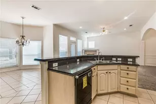 4041 Brazos Dr, Carrollton, TX 75007 - Photo 13
