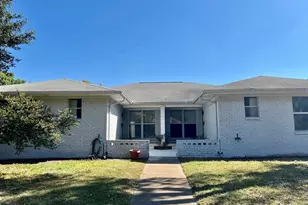 7412 Walling Ln, Dallas, TX 75231 - Photo 1