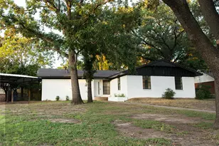 805 Lynn Ct, Ennis, TX 75119 - Photo 1