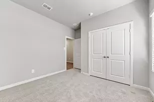 180 Teton St, Greenville, TX 75402 - Photo 5