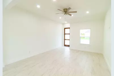 536 Highview Court, Godley, TX 76044 - Photo 29