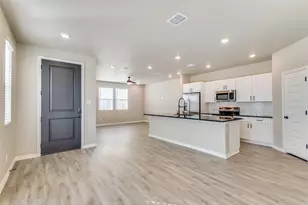1933 Woodlawn Wy, Argyle, TX 76226 - Photo 3