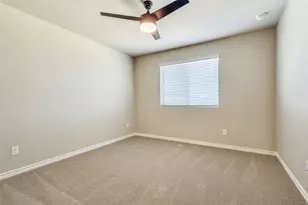 1933 Woodlawn Wy, Argyle, TX 76226 - Photo 9