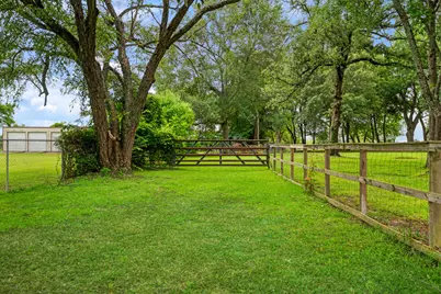 5880 Pine Mill Road, Reno, TX 75462 - Photo 21