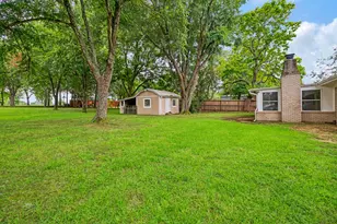 5880 Pine Mill Rd, Reno, TX 75462 - Photo 19
