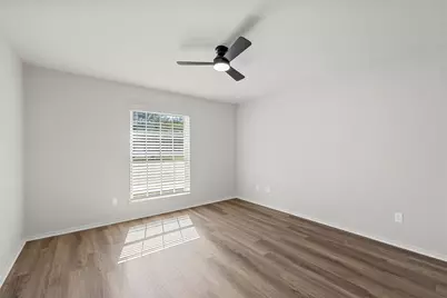 108 Spring Creek Street, Lacy Lakeview, TX 76705 - Photo 23