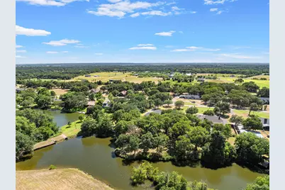 108 Spring Creek Street, Lacy Lakeview, TX 76705 - Photo 39