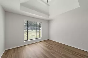 108 Spring Creek St, Lacy Lakeview, TX 76705 - Photo 17
