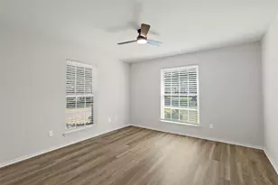 108 Spring Creek St, Lacy Lakeview, TX 76705 - Photo 21