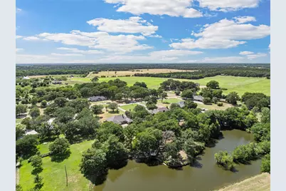 108 Spring Creek Street, Lacy Lakeview, TX 76705 - Photo 33