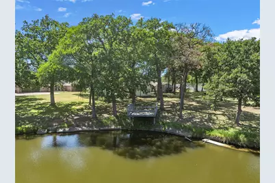 108 Spring Creek Street, Lacy Lakeview, TX 76705 - Photo 33