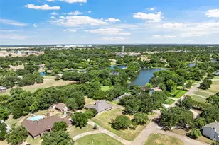 108 Spring Creek St, Lacy Lakeview, TX 76705 - Photo 35