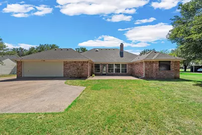 108 Spring Creek Street, Lacy Lakeview, TX 76705 - Photo 31