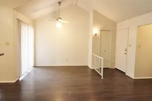 405 Pogue St, Cedar Hill, TX 75104 - Photo 3