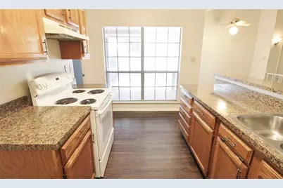 405 Pogue Street, Cedar Hill, TX 75104 - Photo 5