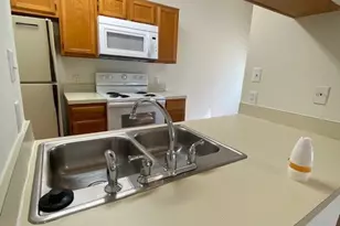 7126 Holly Hill Dr, Dallas, TX 75231 - Photo 3