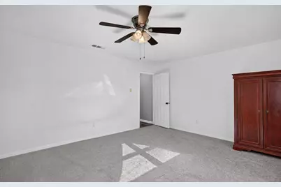 3110 Edelweiss Drive, Grand Prairie, TX 75052 - Photo 9