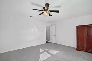 3110 Edelweiss Dr, Grand Prairie, TX 75052 - Photo 9