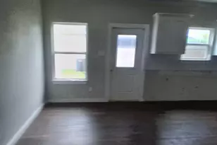 1904 Wesley St, Greenville, TX 75401 - Photo 5