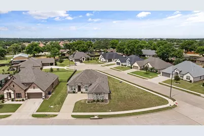 1089 Mickelson Drive, Granbury, TX 76048 - Photo 5