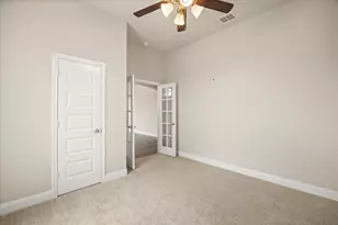 1089 Mickelson Dr, Granbury, TX 76048 - Photo 9