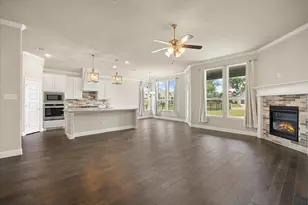 1089 Mickelson Dr, Granbury, TX 76048 - Photo 11