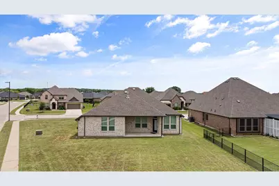 1089 Mickelson Drive, Granbury, TX 76048 - Photo 35