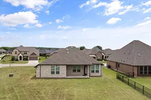 1089 Mickelson Dr, Granbury, TX 76048 - Photo 35