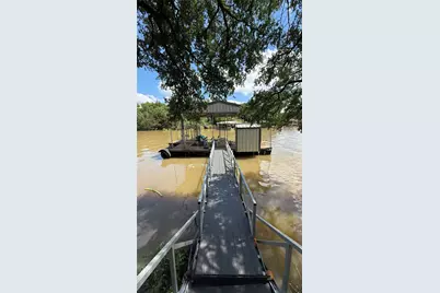407 S Lakewood Circle, Lake Bridgeport, TX 76426 - Photo 31