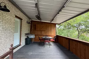 407 S Lakewood Cir, Lake Bridgeport, TX 76426 - Photo 11