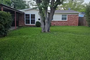 6255 Truman Dr, Fort Worth, TX 76112 - Photo 3