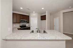 356 Emerald Creek Dr, Fort Worth, TX 76131 - Photo 5