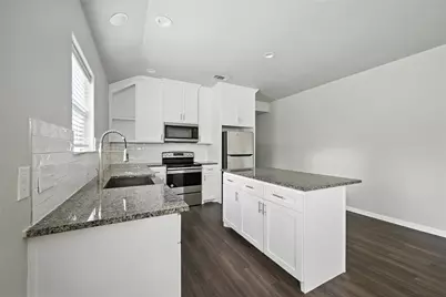 910-914 N Throckmorton #910, Sherman, TX 75090 - Photo 5