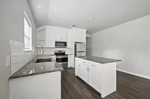910-914 N Throckmorton, Sherman, TX 75090 - Photo 5