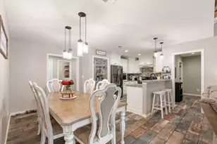 221 S Ave C, Point, TX 75472 - Photo 7
