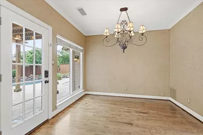 2526 Fallview Lane, Carrollton, TX 75007 - Photo 9