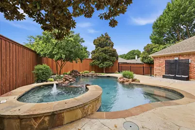 2526 Fallview Lane, Carrollton, TX 75007 - Photo 27