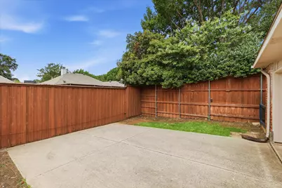 2526 Fallview Lane, Carrollton, TX 75007 - Photo 33