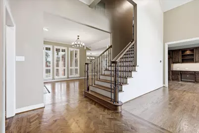 2526 Fallview Lane, Carrollton, TX 75007 - Photo 3